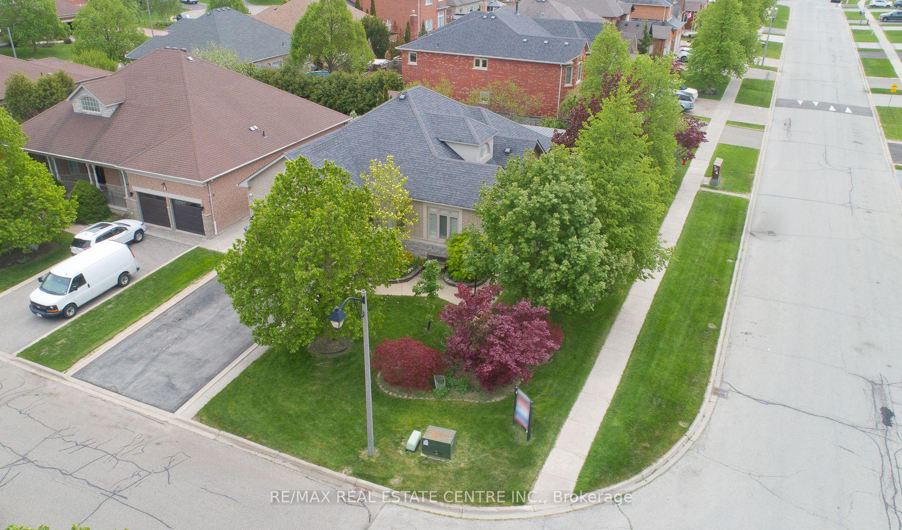 1 Kirkwood Crescent, Caledon — photo 4 of 5