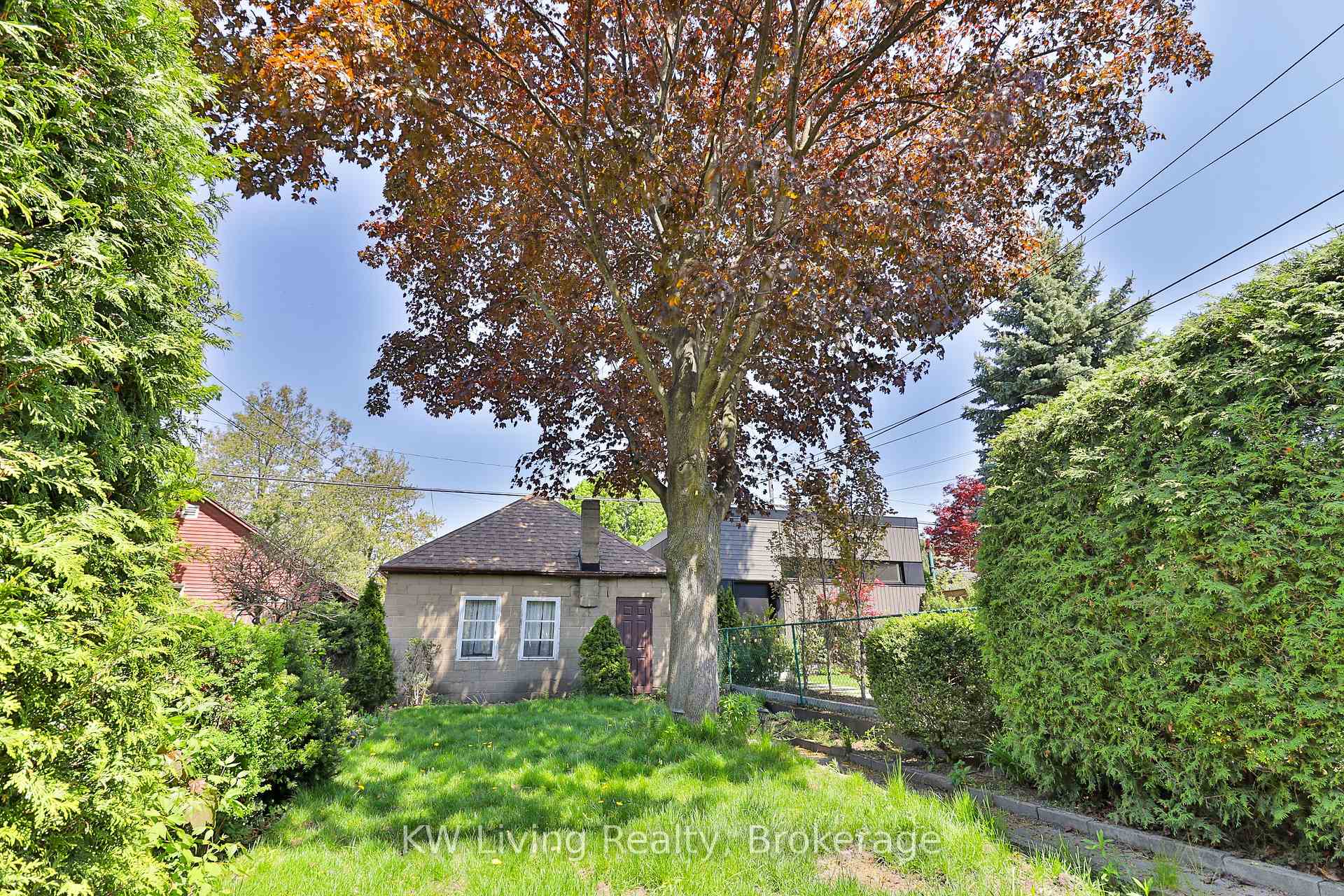 599 Durie Street, Toronto W02 — photo 5 of 5