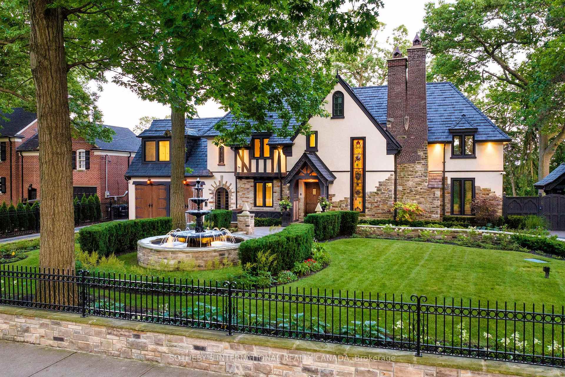 57 Baby Point Crescent, Toronto W02, ON M6S 2B7 — Toronto W02, Ontario
