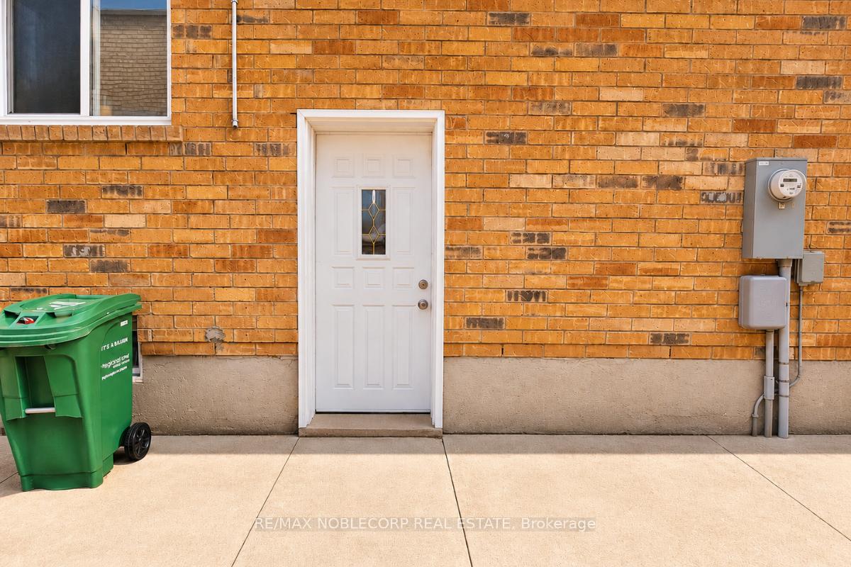 62 Pavin Crescent, Caledon — photo 4 of 5