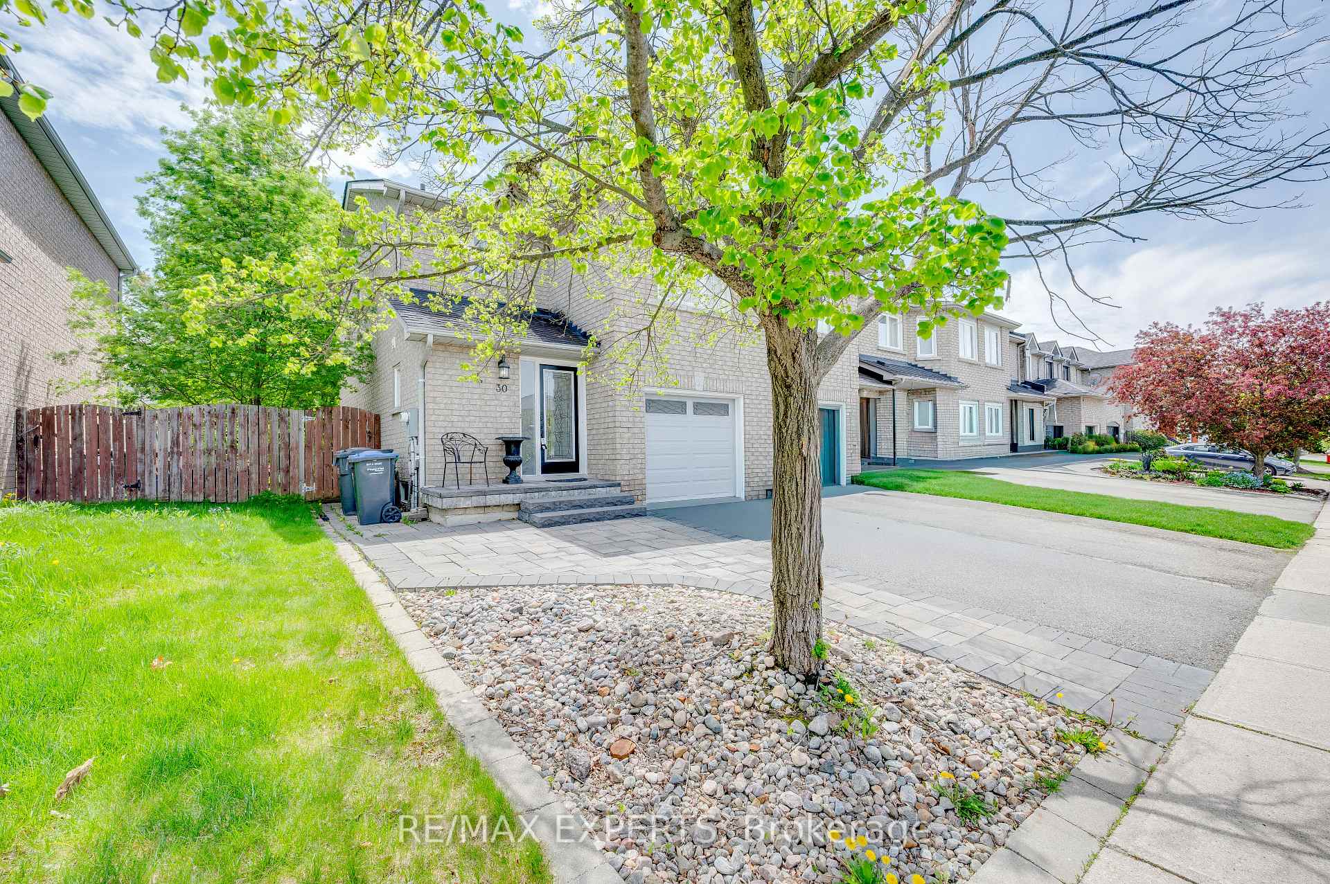 30 Rolling Hills Lane, Caledon — photo 2 of 5