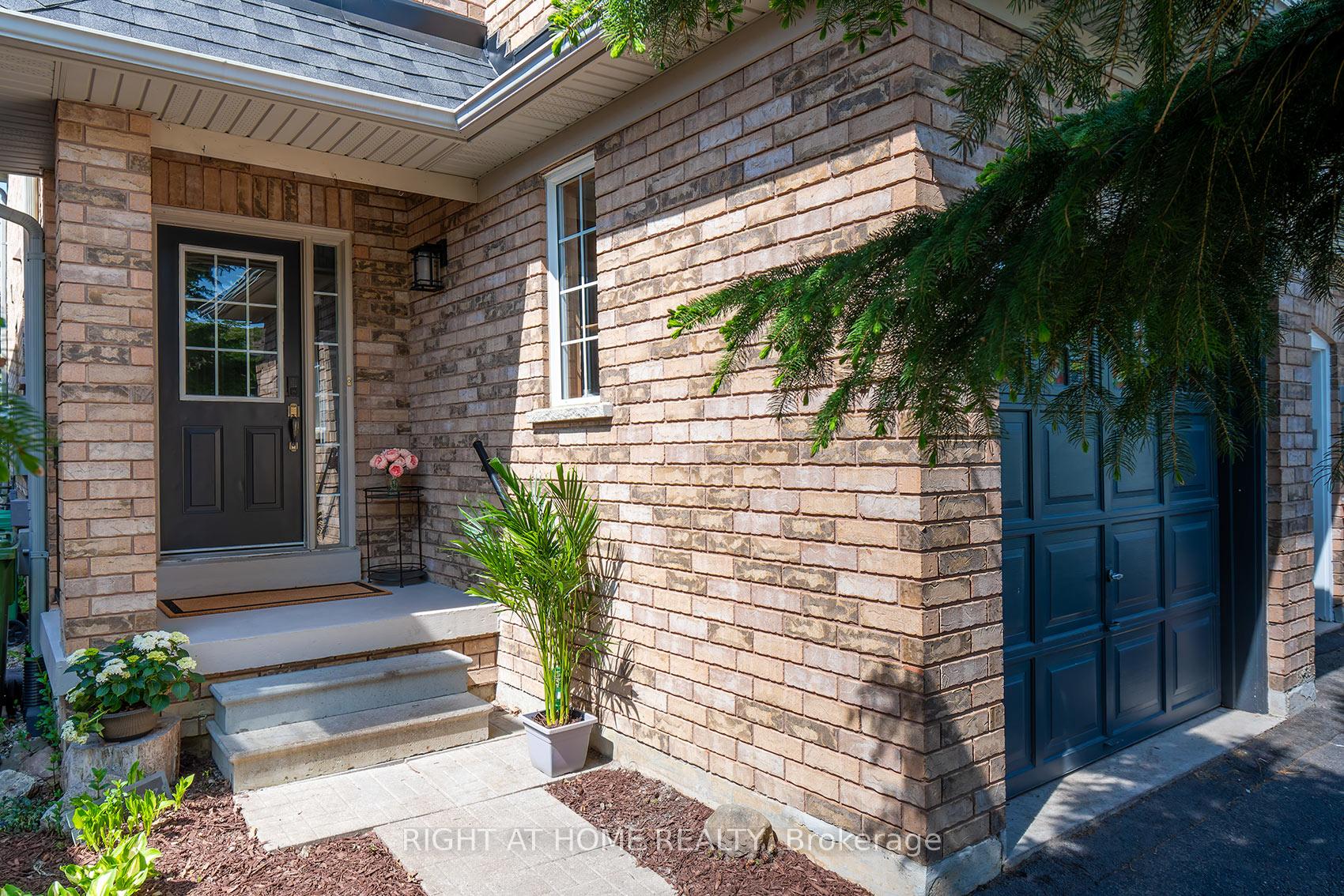 18 Frank Johnston Road, Caledon — photo 3 of 5