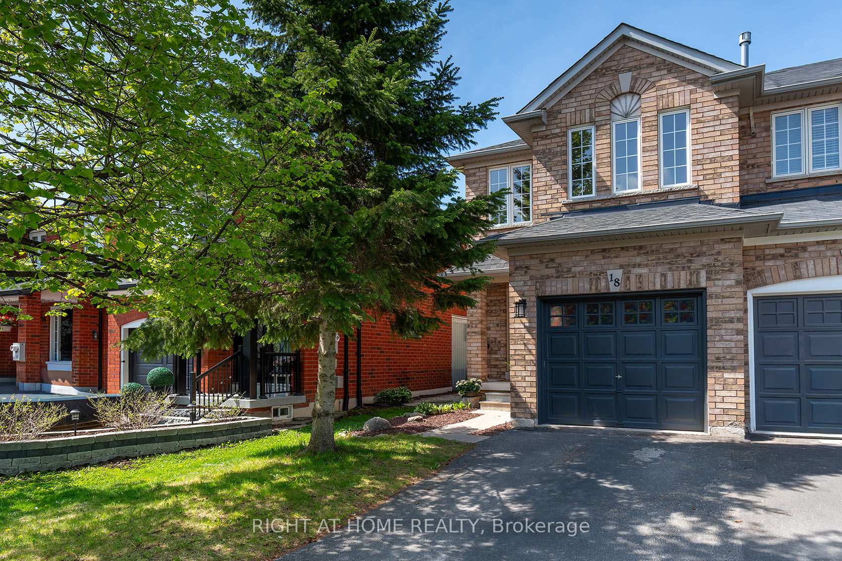 18 Frank Johnston Road, Caledon — photo 5 of 5