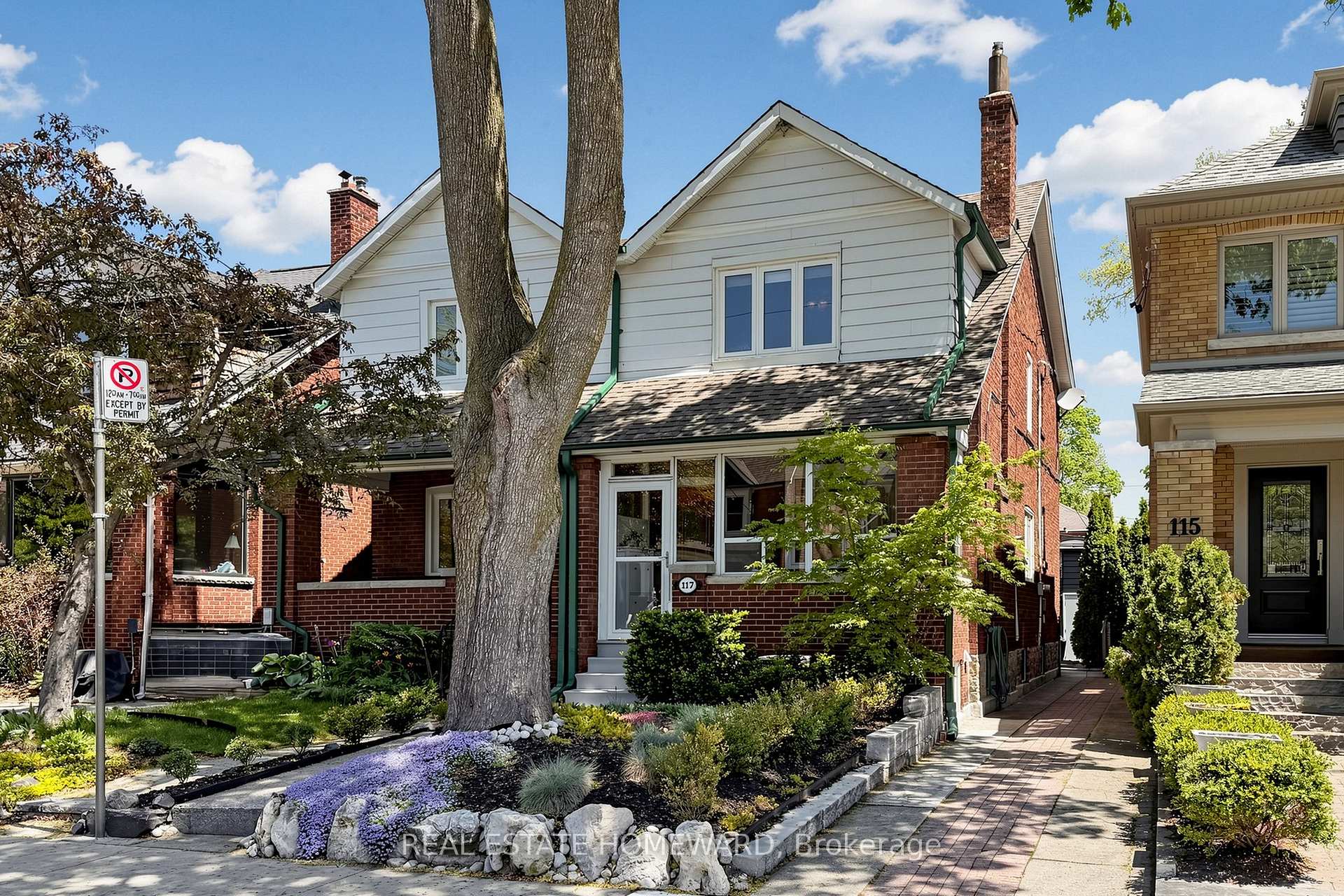 117 Evans Avenue, Toronto W02, ON M6S 3V9 — Toronto W02, Ontario