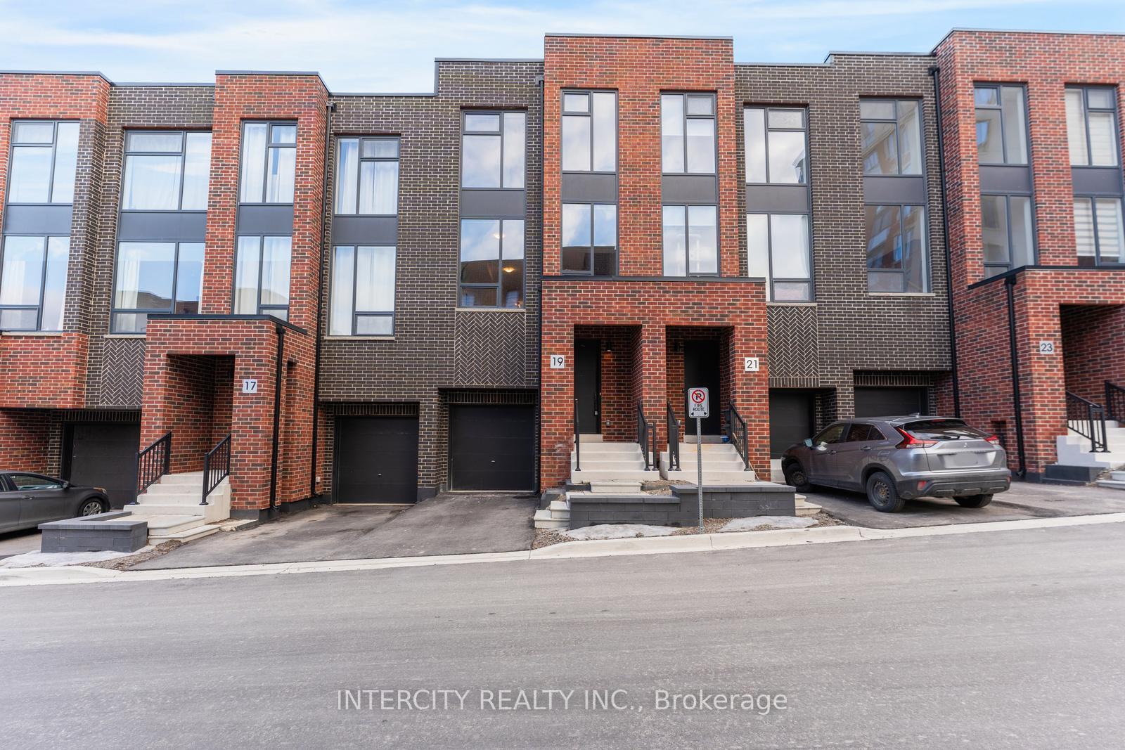 19 Desiree Place, Caledon, ON L7E 4L2 — Caledon, Ontario