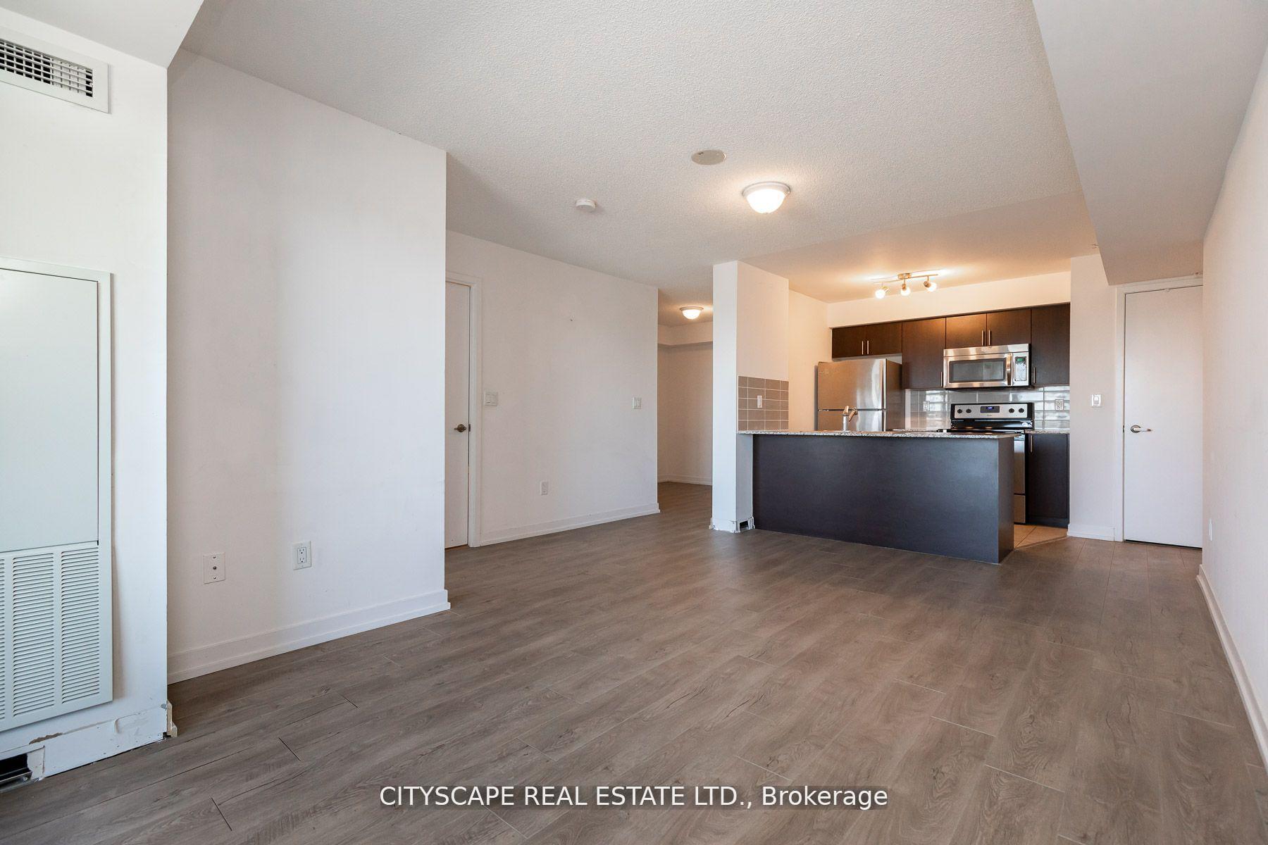 1410 Dupont Street 1910, Toronto W02 — photo 2 of 5