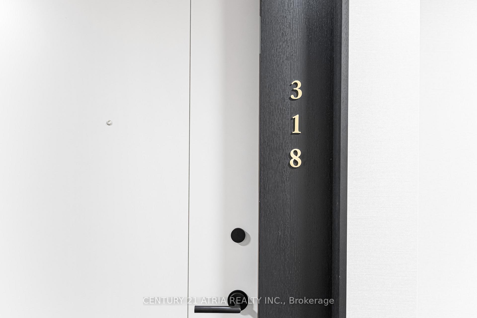 858 Dupont Street 318, Toronto W02 — photo 2 of 5