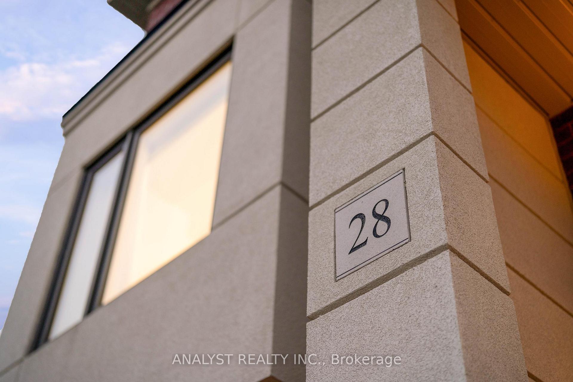 28 Queensland Crescent, Caledon — photo 4 of 5