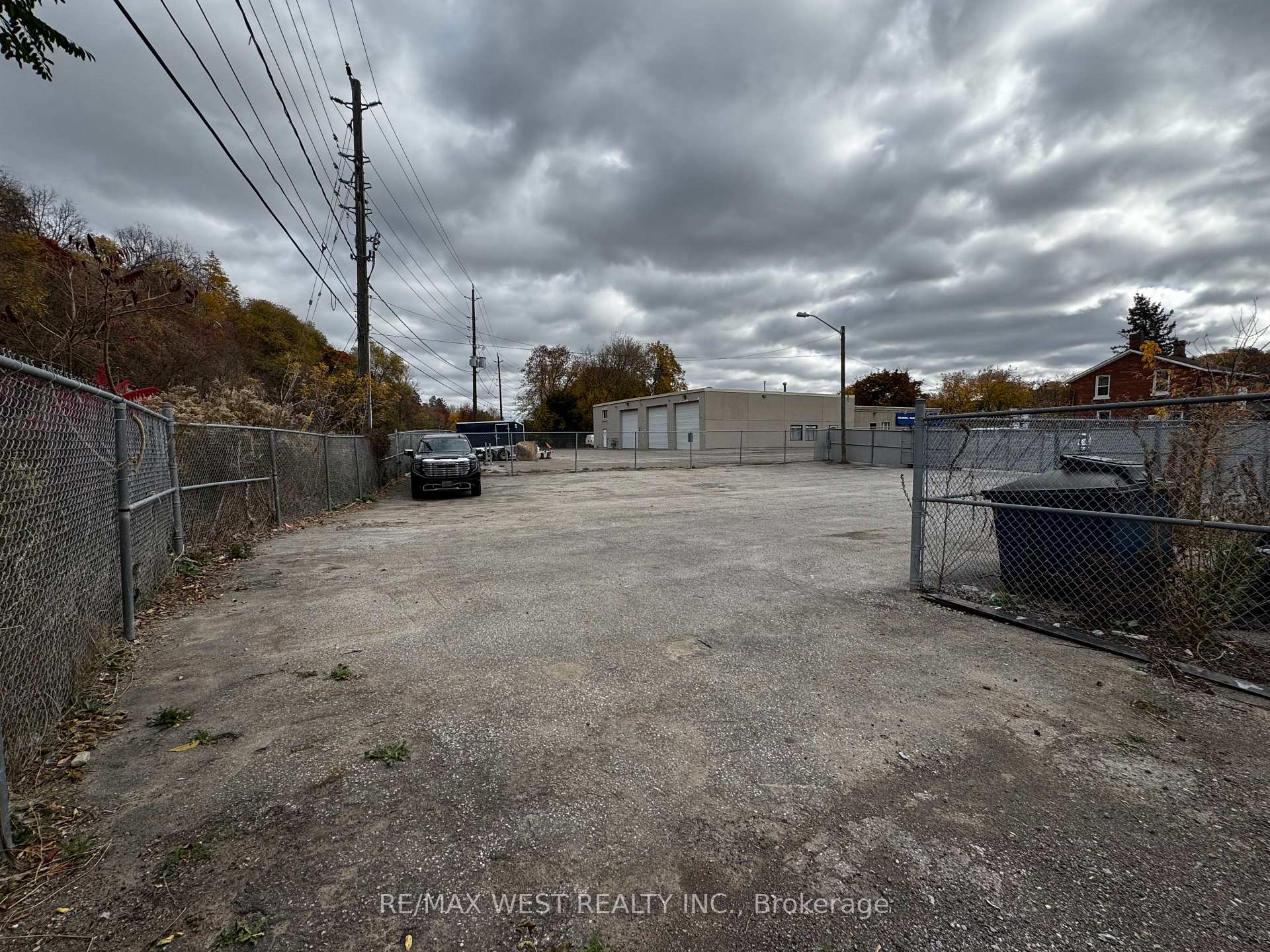15 Mill Street N, Caledon — photo 5 of 5