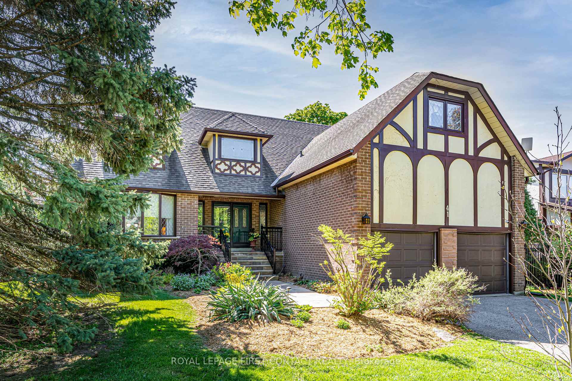 41 Marilyn Street, Caledon, ON L7C 1H5 — Caledon, Ontario