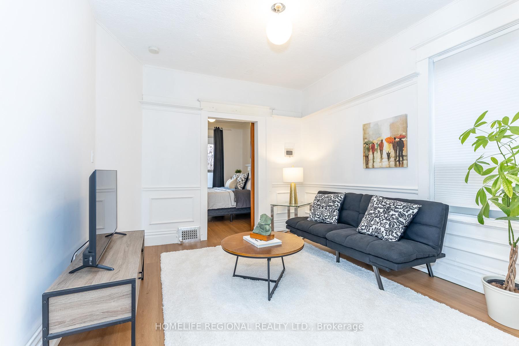2378 St Clair Avenue W, Toronto W02 — photo 2 of 5
