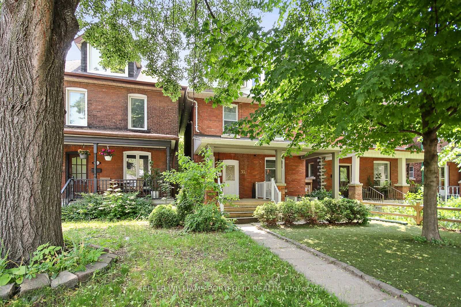 35 Humberside Avenue #2 (Ground), Toronto W02 — photo 3 of 5