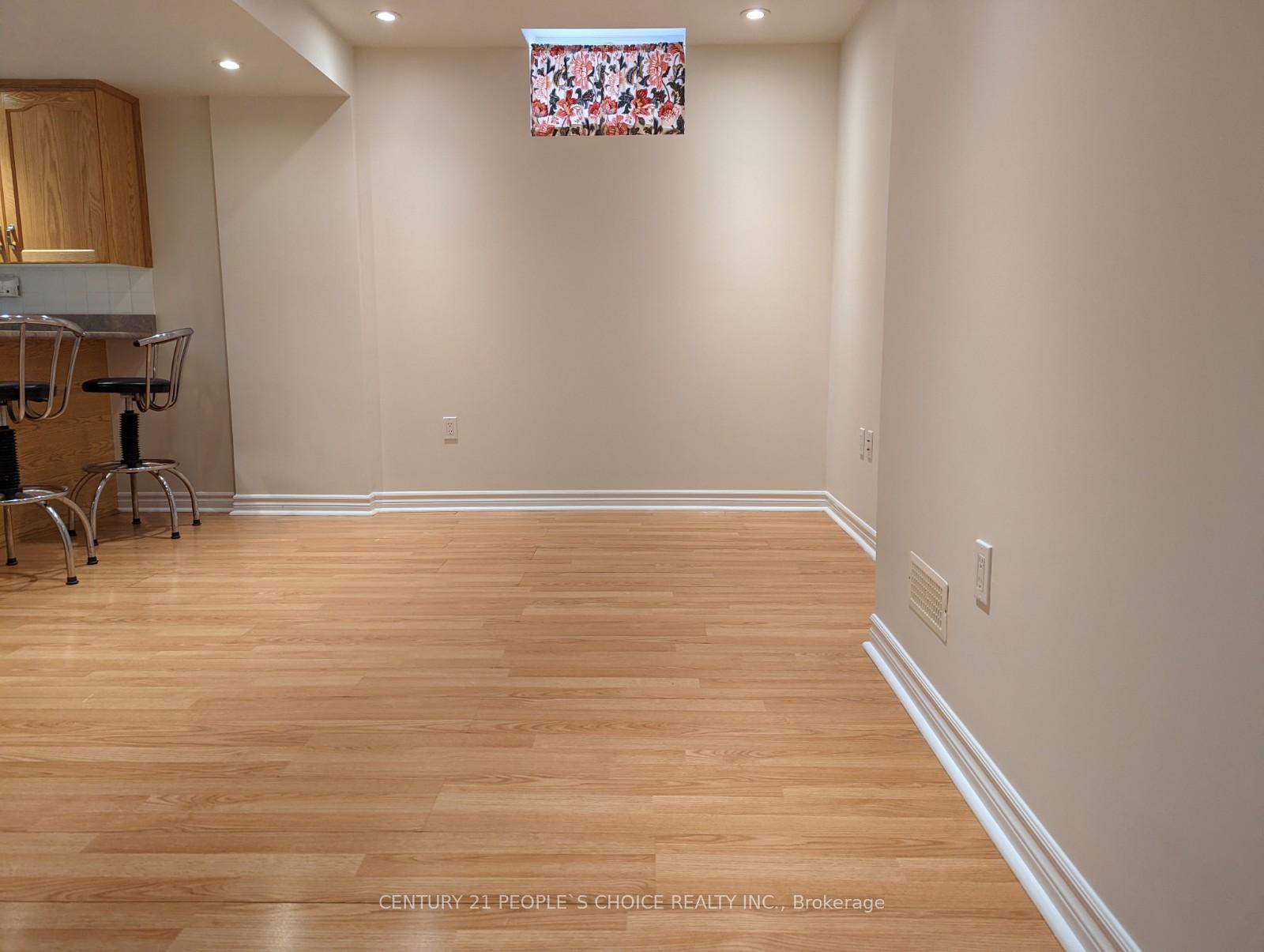 33 Pinecone Drive Basement, Toronto W10 — photo 3 of 5