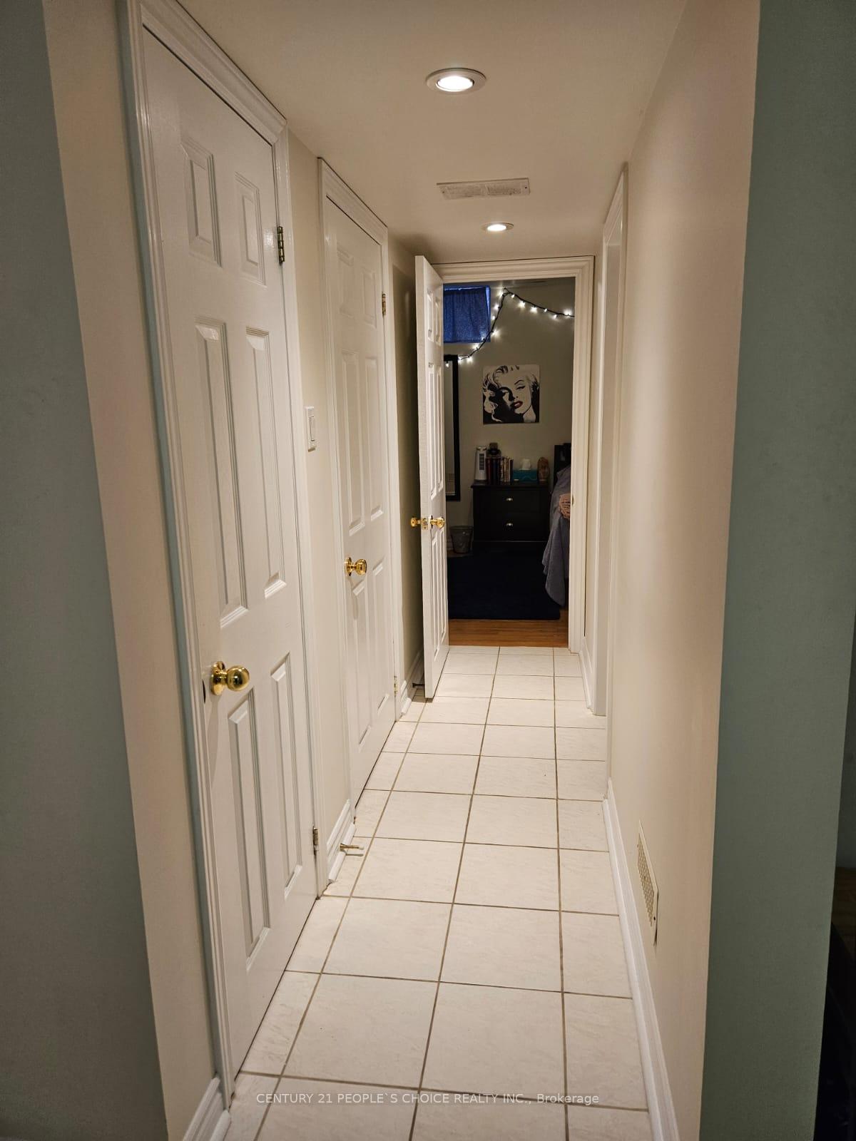 33 Pinecone Drive Basement, Toronto W10 — photo 5 of 5