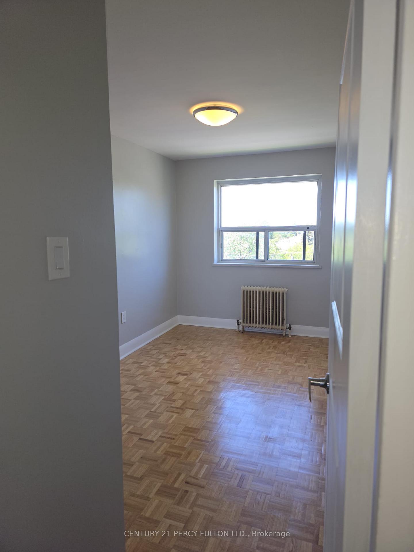 1305 Wilson Avenue 709, Toronto W05 — photo 2 of 5