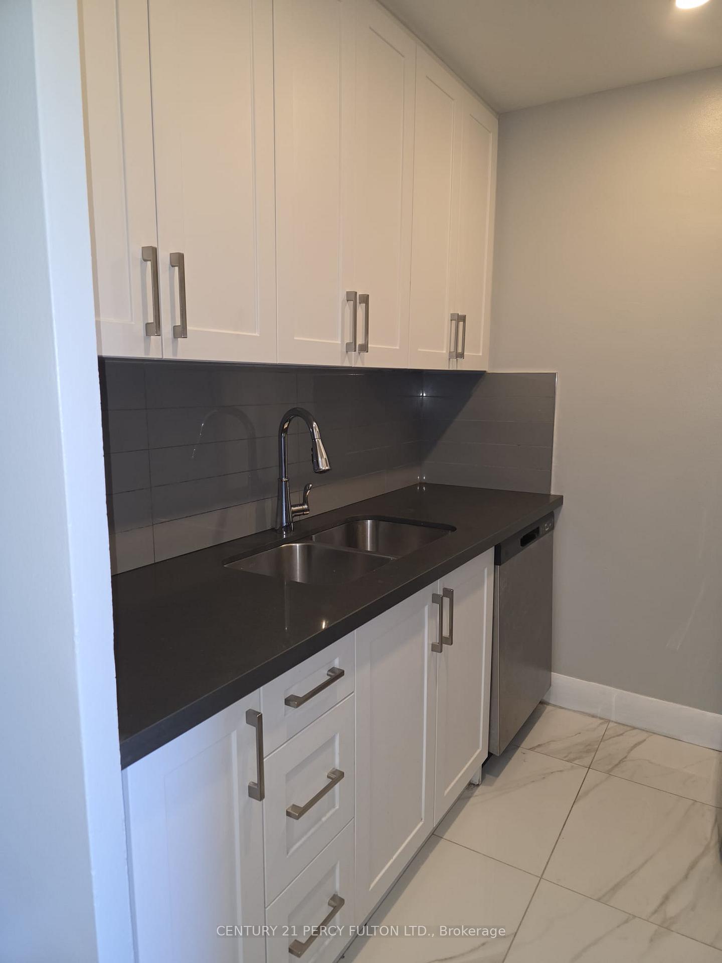 1305 Wilson Avenue 709, Toronto W05 — photo 4 of 5