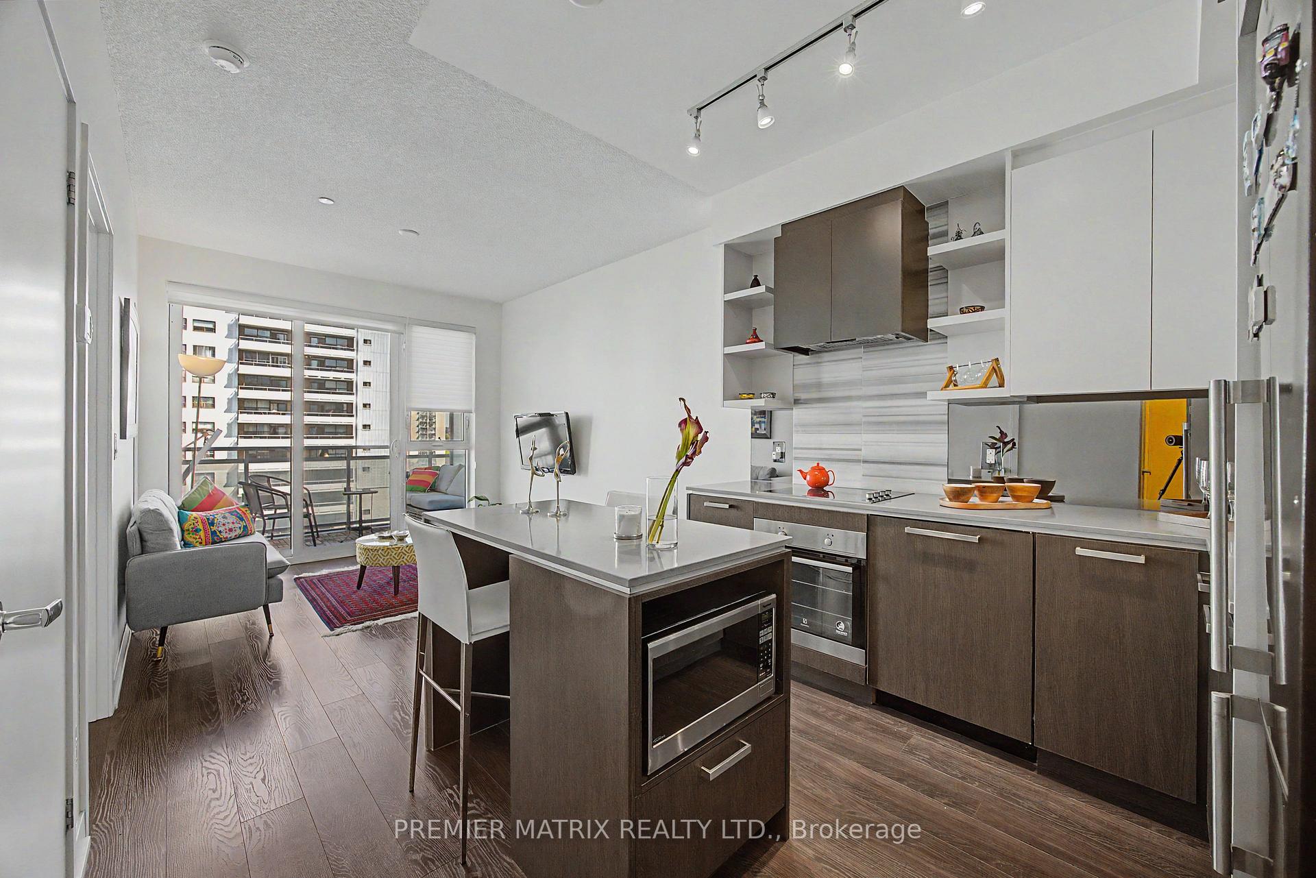 1830 Bloor Street W 930, Toronto W02 — photo 4 of 5