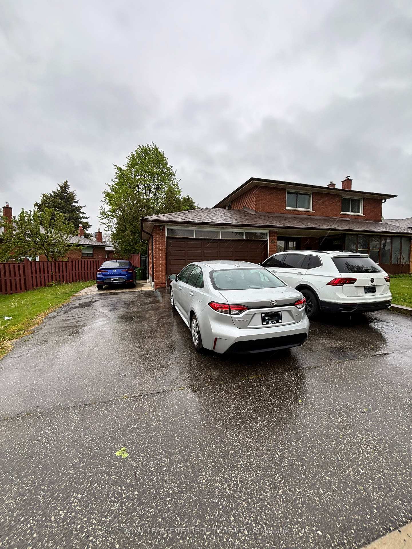 28 Keegan Crescent, Toronto W05, ON M3J 1G2 — Toronto W05, Ontario