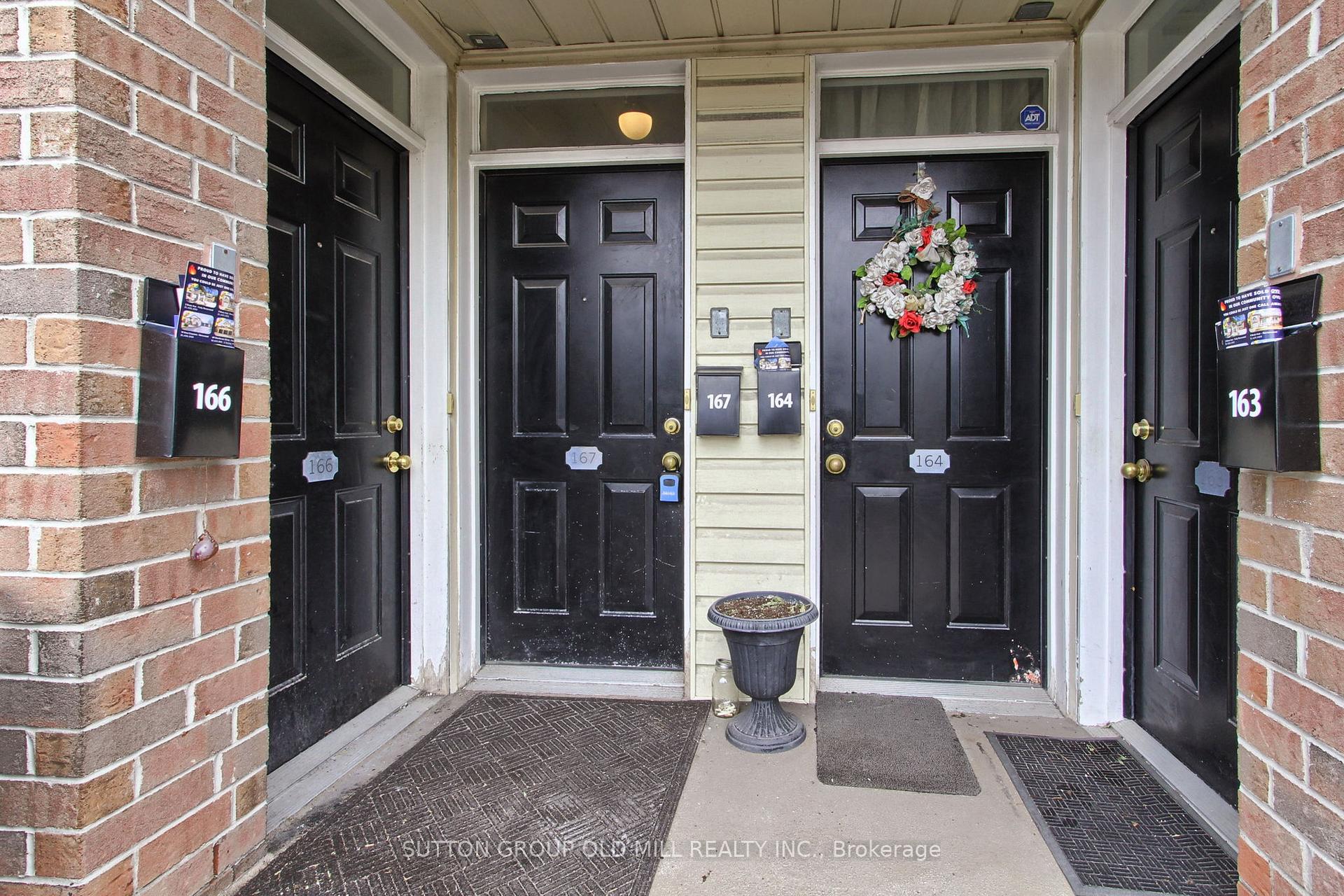 760 Lawrence Avenue W 167, Toronto W04 — photo 3 of 5