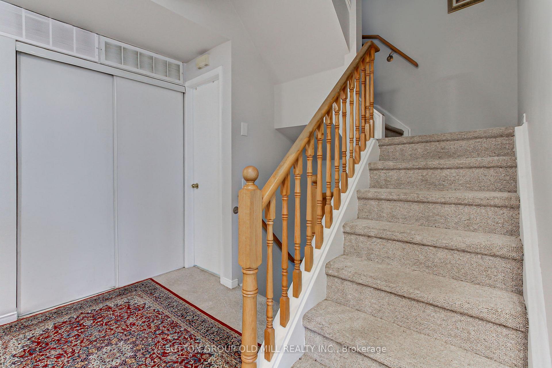 760 Lawrence Avenue W 167, Toronto W04 — photo 4 of 5