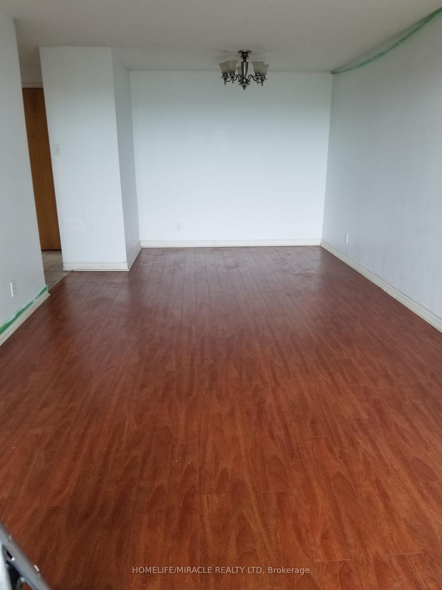 61 Markbrook Lane 612, Toronto W10, ON M9V 5E7 — Toronto W10, Ontario