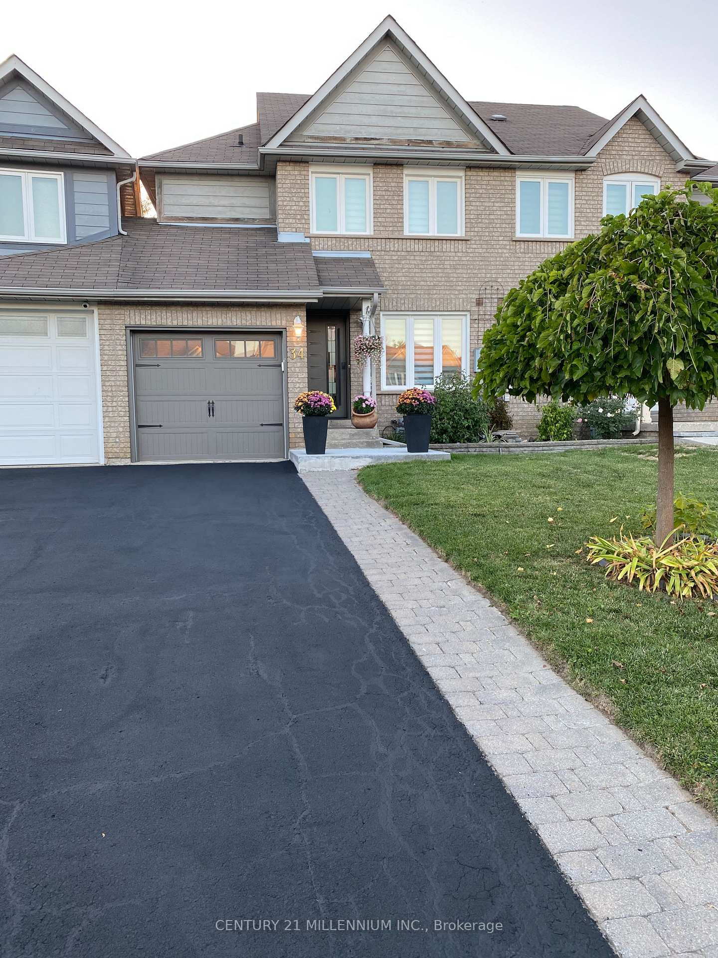 34 Gardenia Way, Caledon — photo 4 of 5