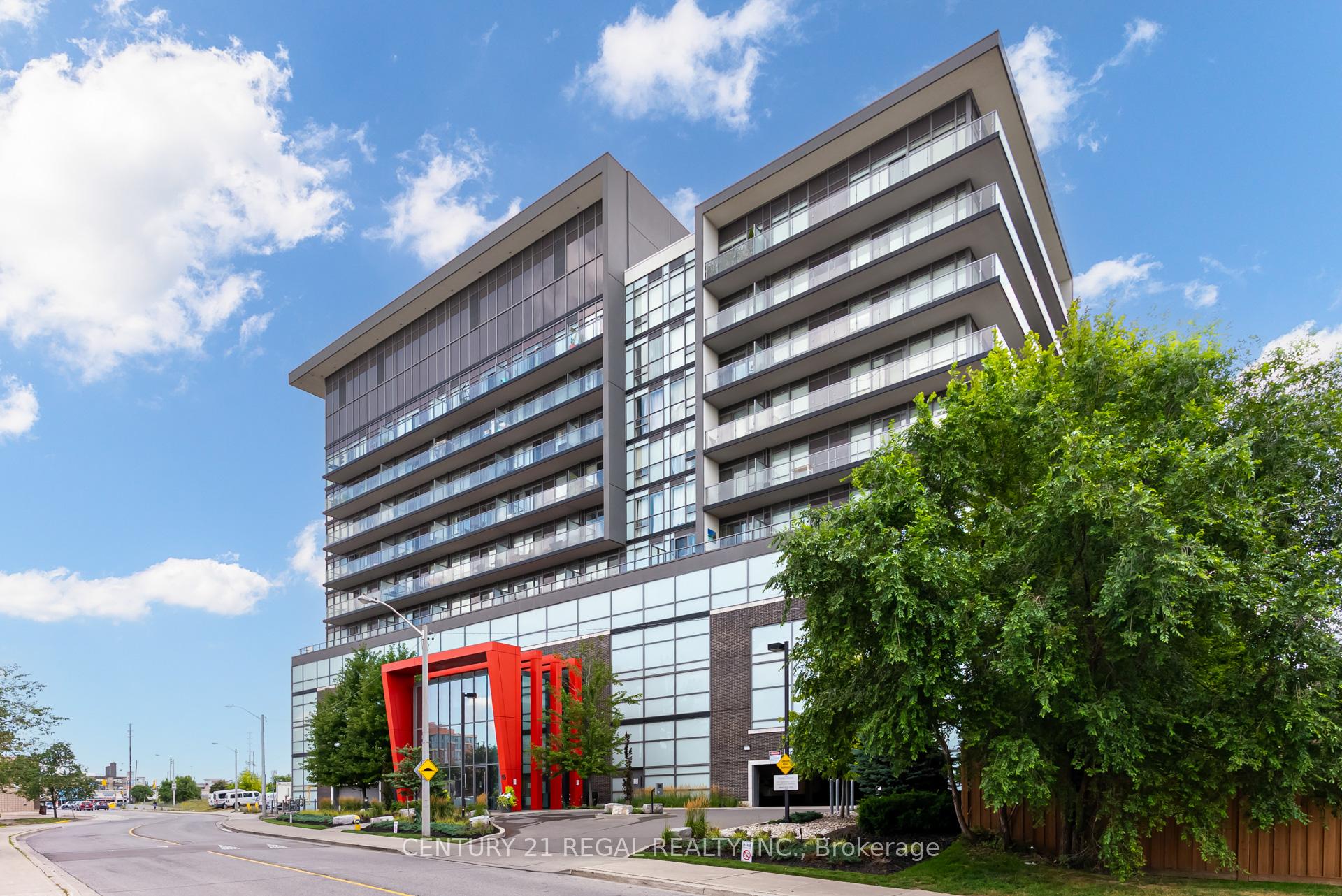 15 James Finlay Way 710, Toronto W05 — photo 2 of 5
