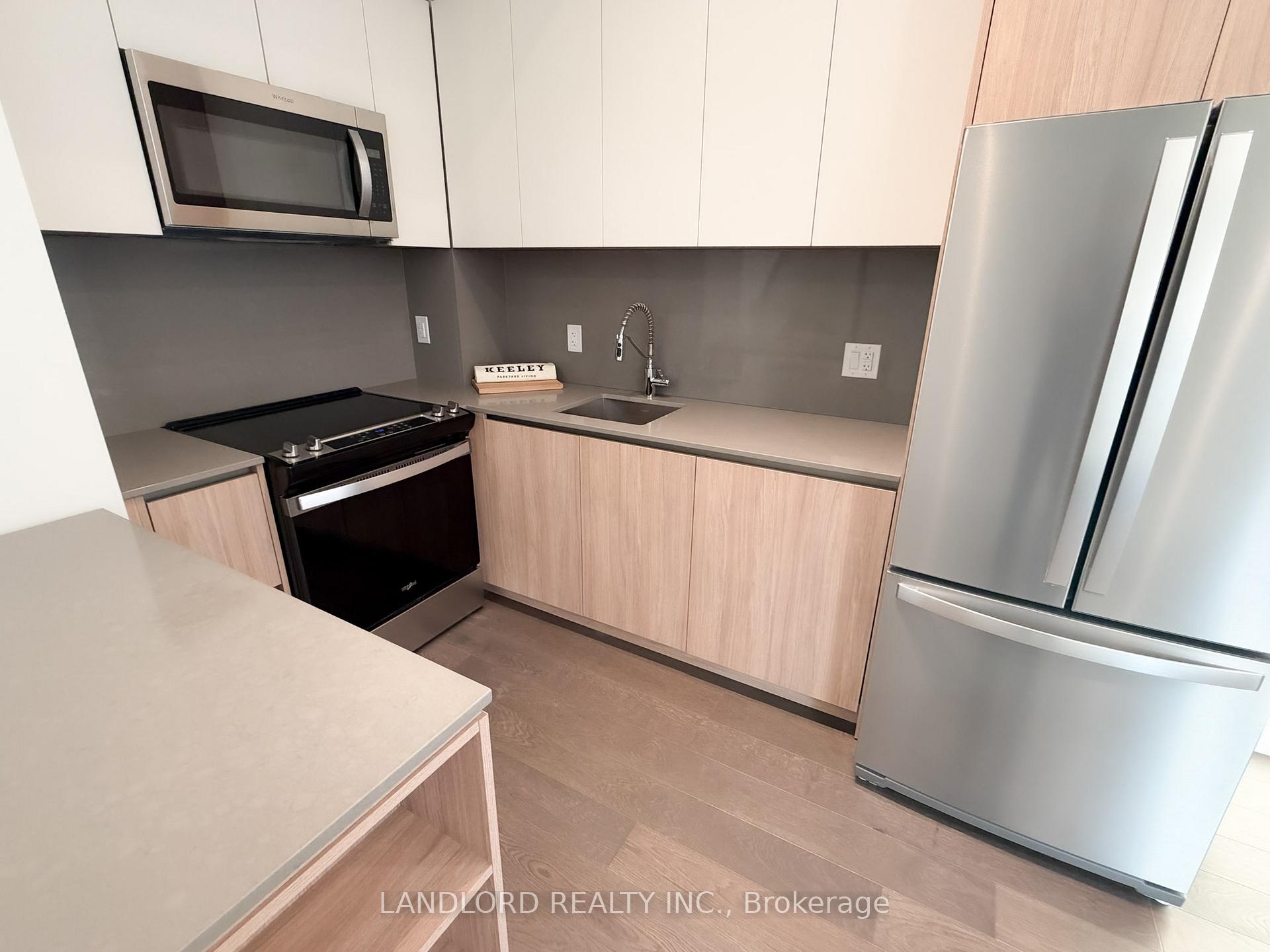 15 Maryport Avenue 112, Toronto W05 — photo 5 of 5
