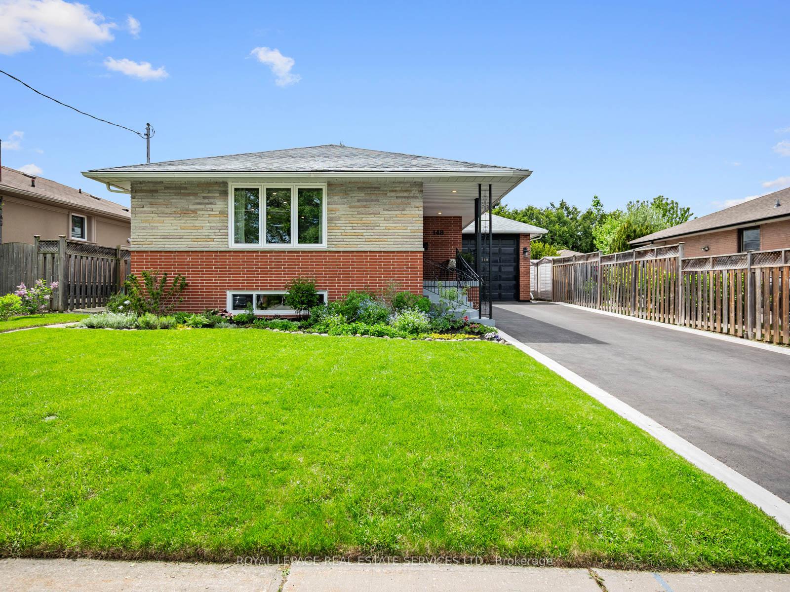 148 Wincott Drive, Toronto W09 — photo 2 of 5