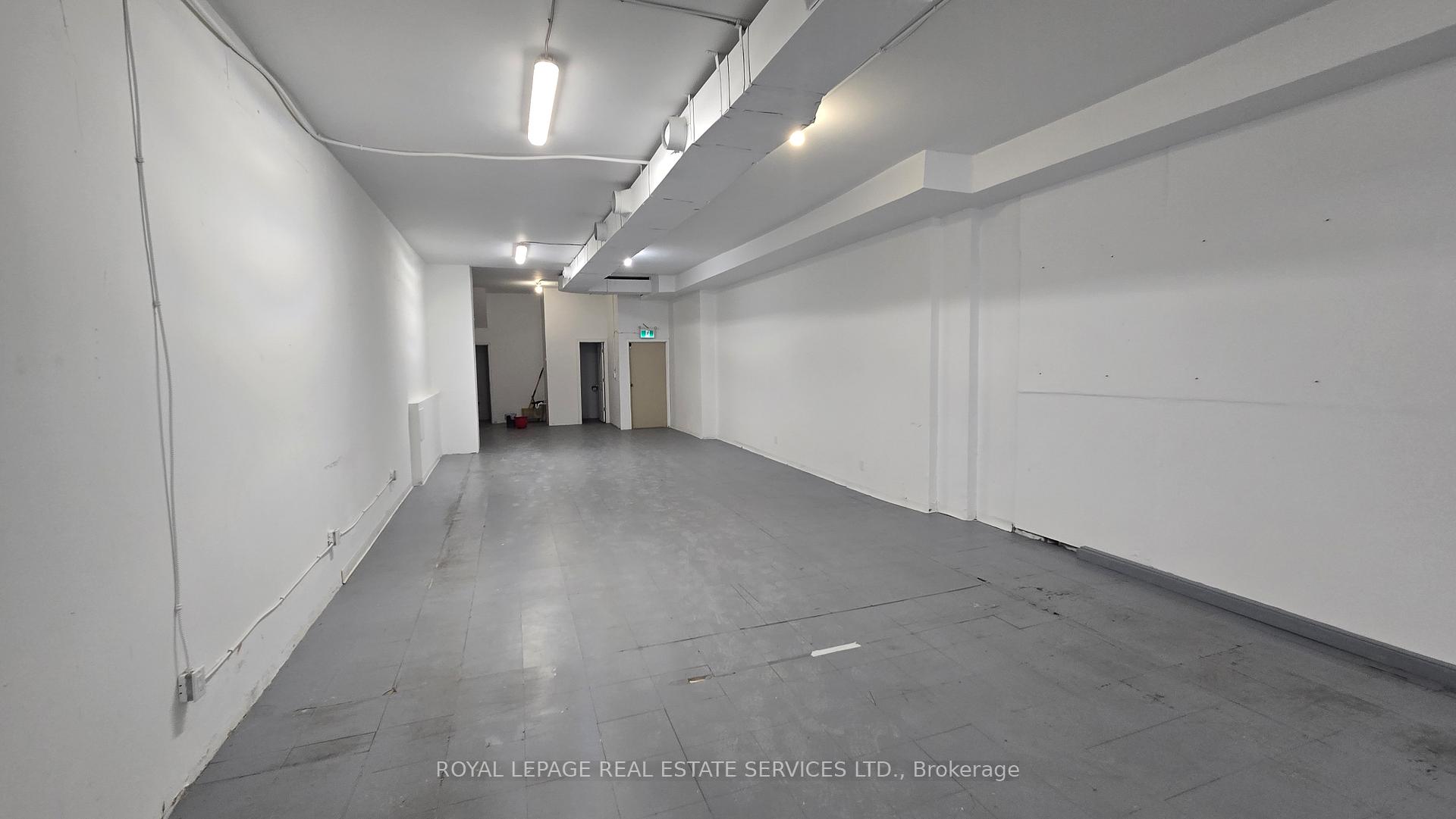 998 Bloor Street W, Toronto W02 — photo 3 of 5
