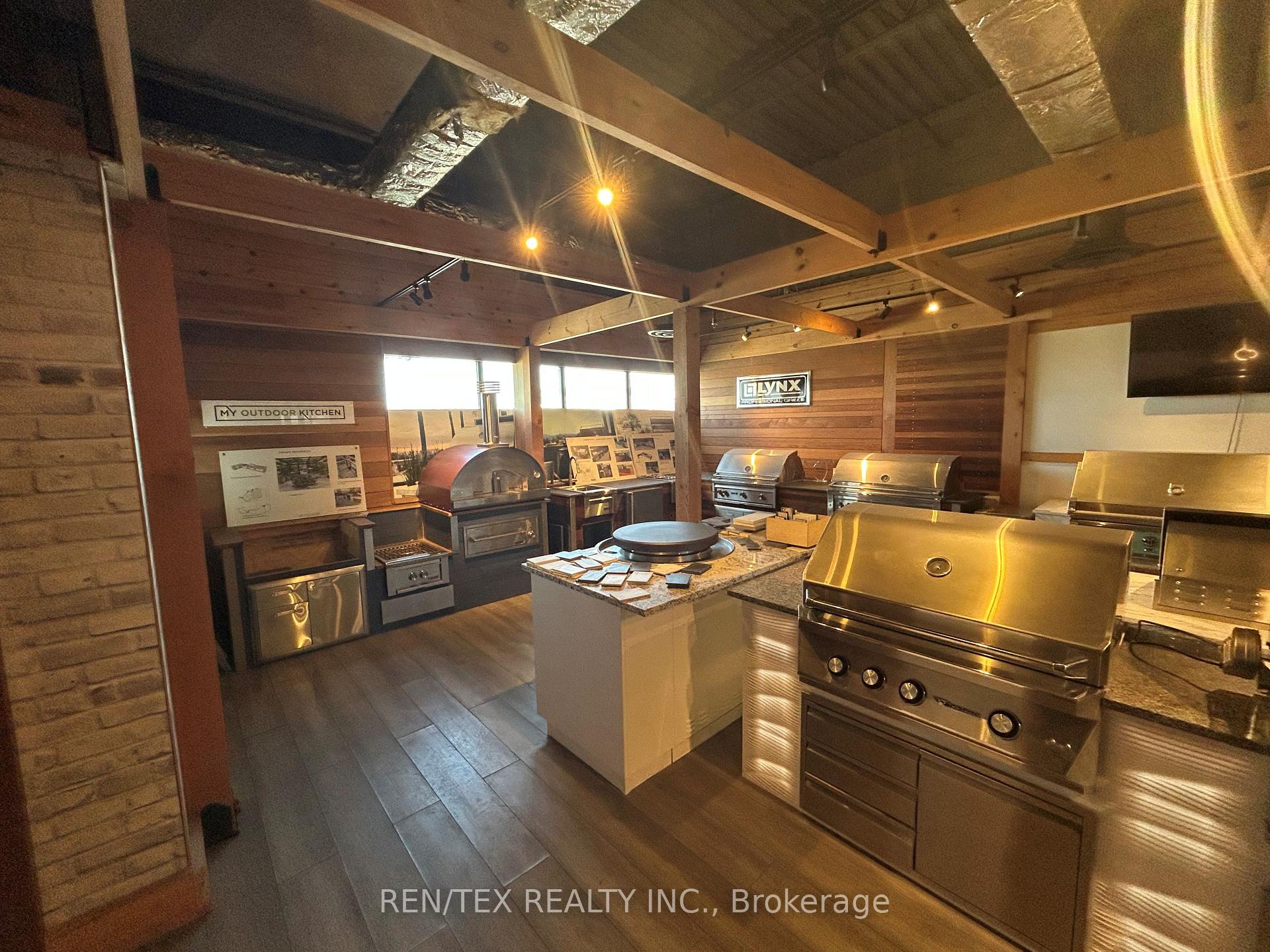 3687 Weston Road, Toronto W05 — photo 3 of 5