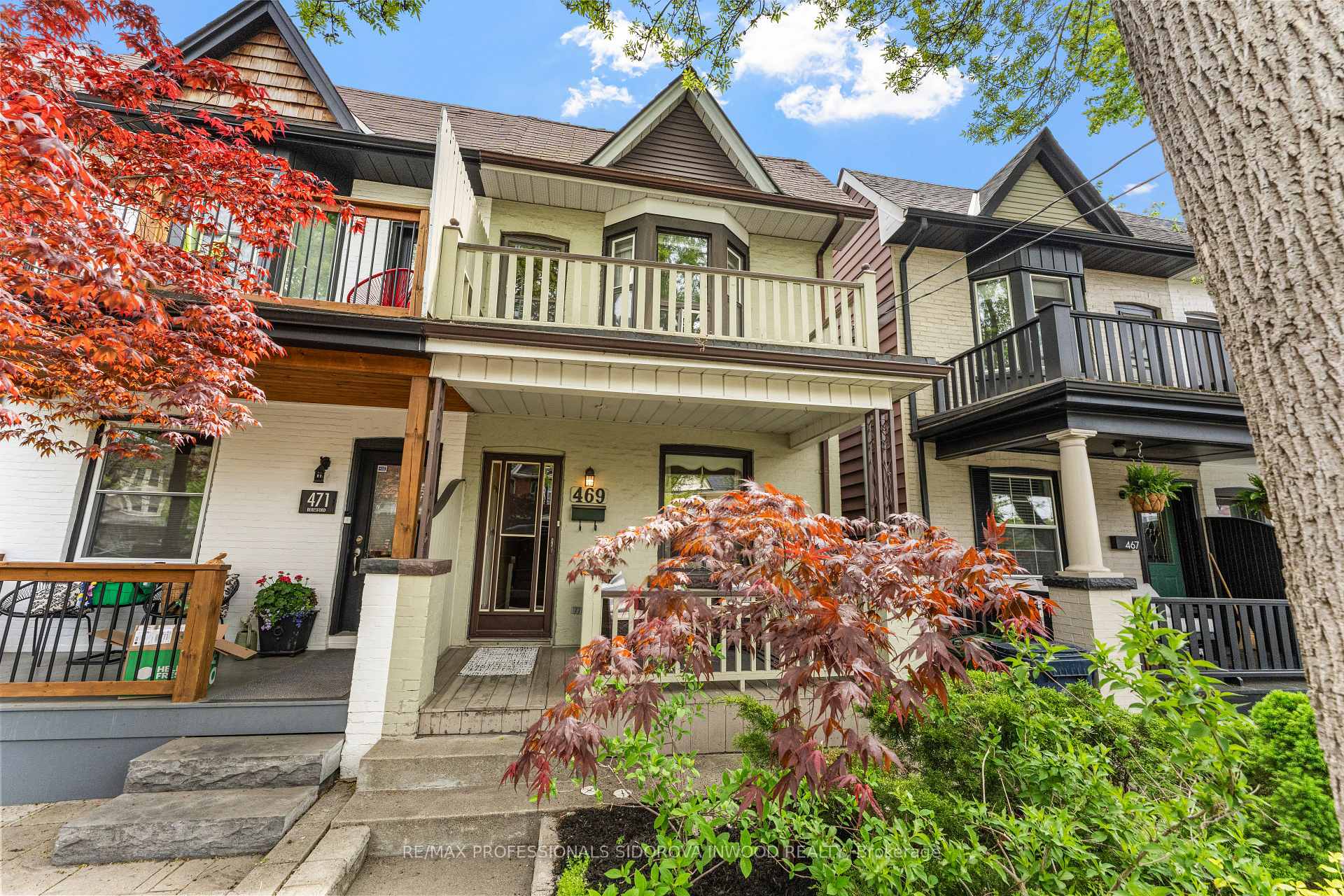 469 Beresford Avenue, Toronto W02 — photo 2 of 5