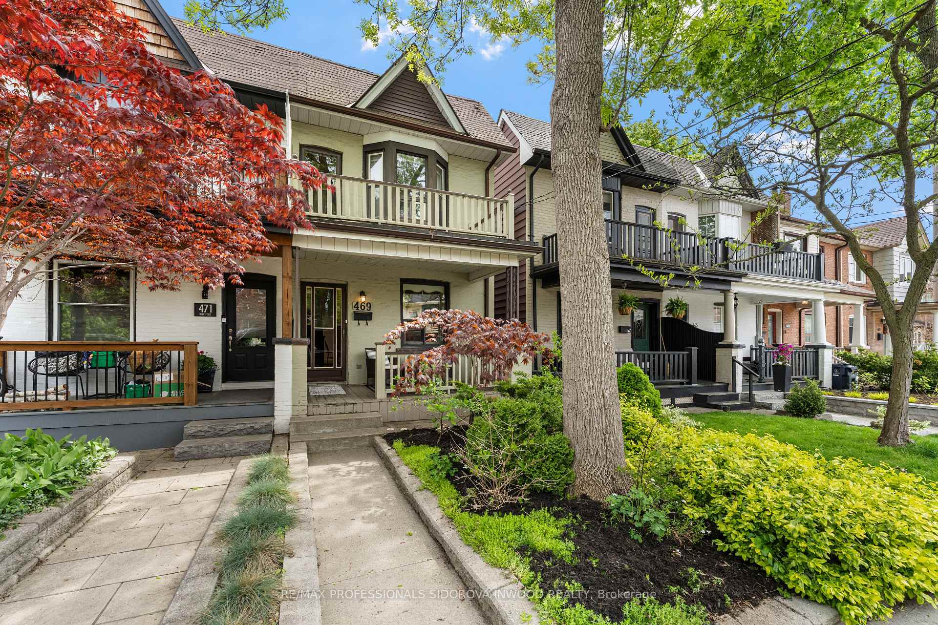 469 Beresford Avenue, Toronto W02 — photo 3 of 5