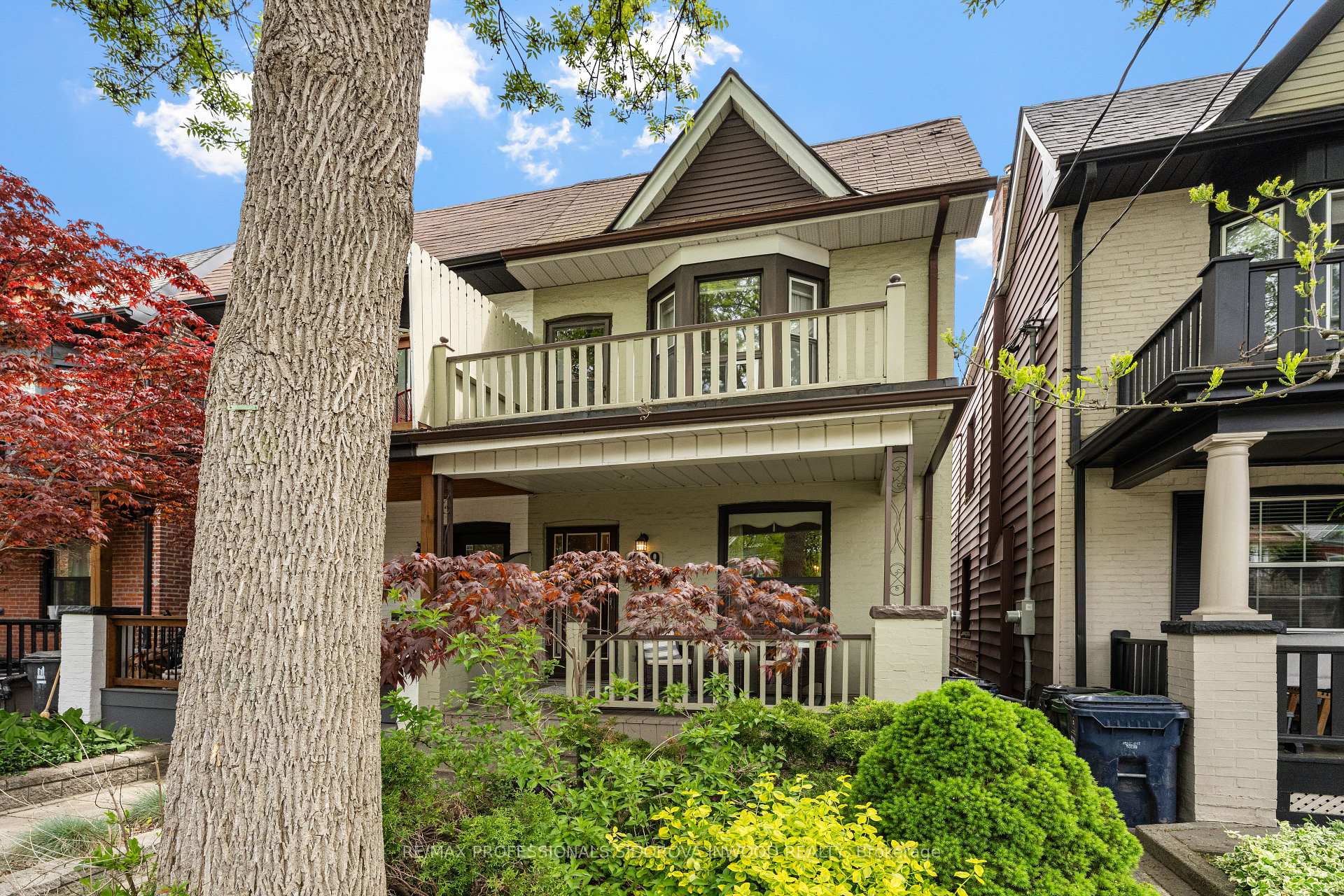 469 Beresford Avenue, Toronto W02 — photo 4 of 5