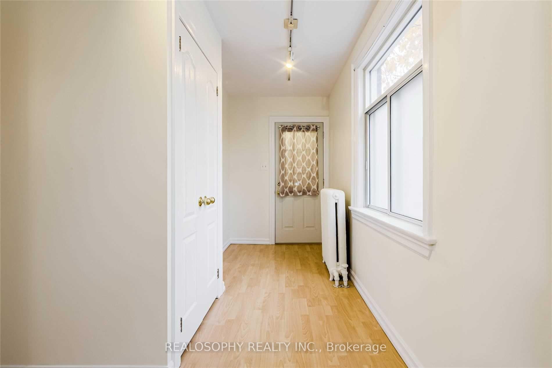 66 Dorval Drive, Toronto W02 — photo 5 of 5
