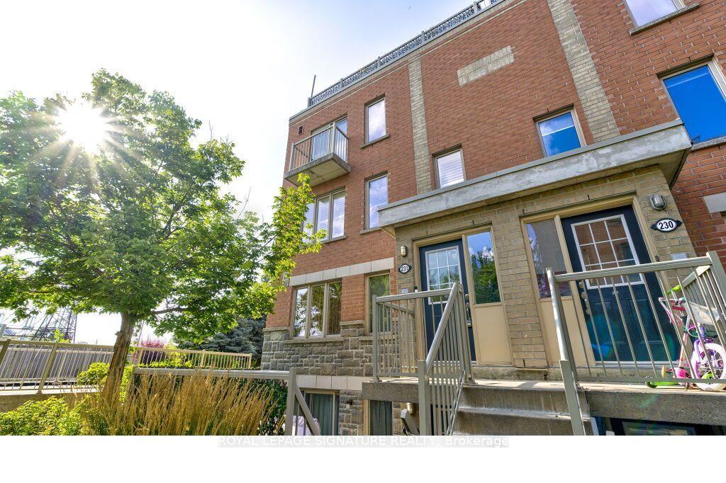 25 Turntable Crescent 231, Toronto W02 — photo 2 of 5