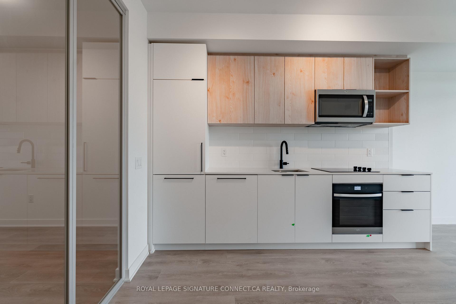 1185 Dupont Street 517, Toronto W02 — photo 3 of 5