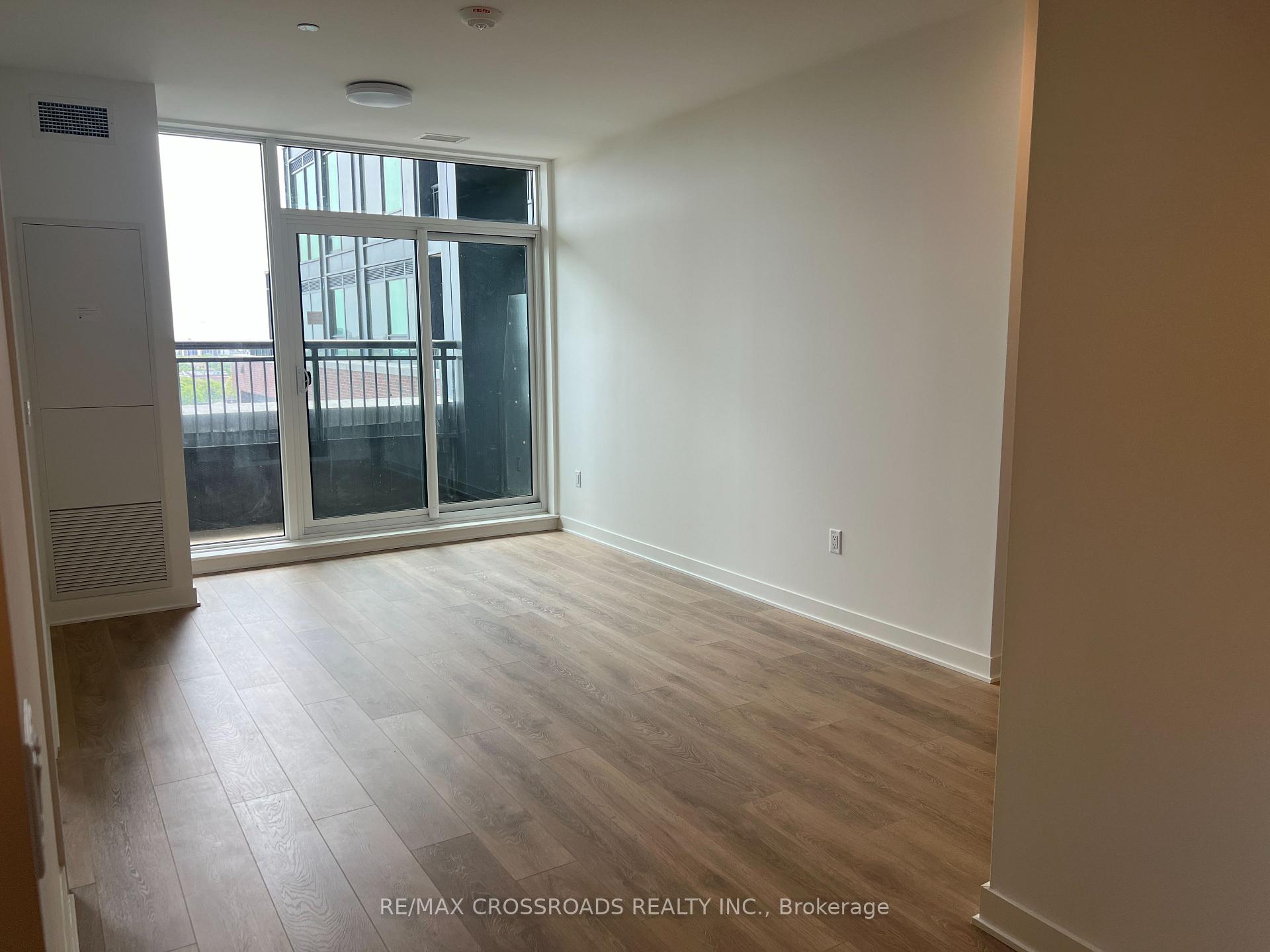 1185 Dupont Street 801, Toronto W02 — photo 5 of 5