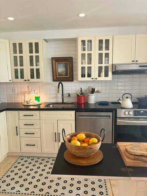 360 Ridelle Avenue 1701, Toronto W04 — photo 5 of 5