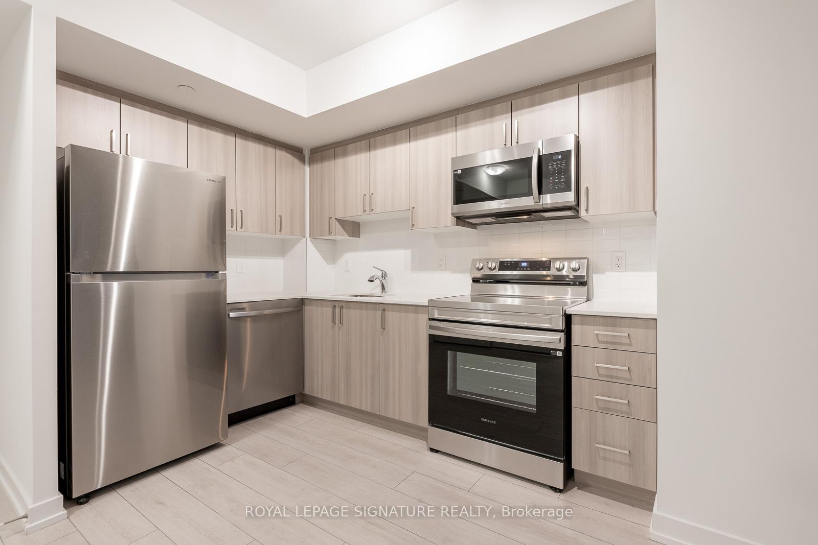 556 Marlee Avenue 331, Toronto W04 — photo 5 of 5