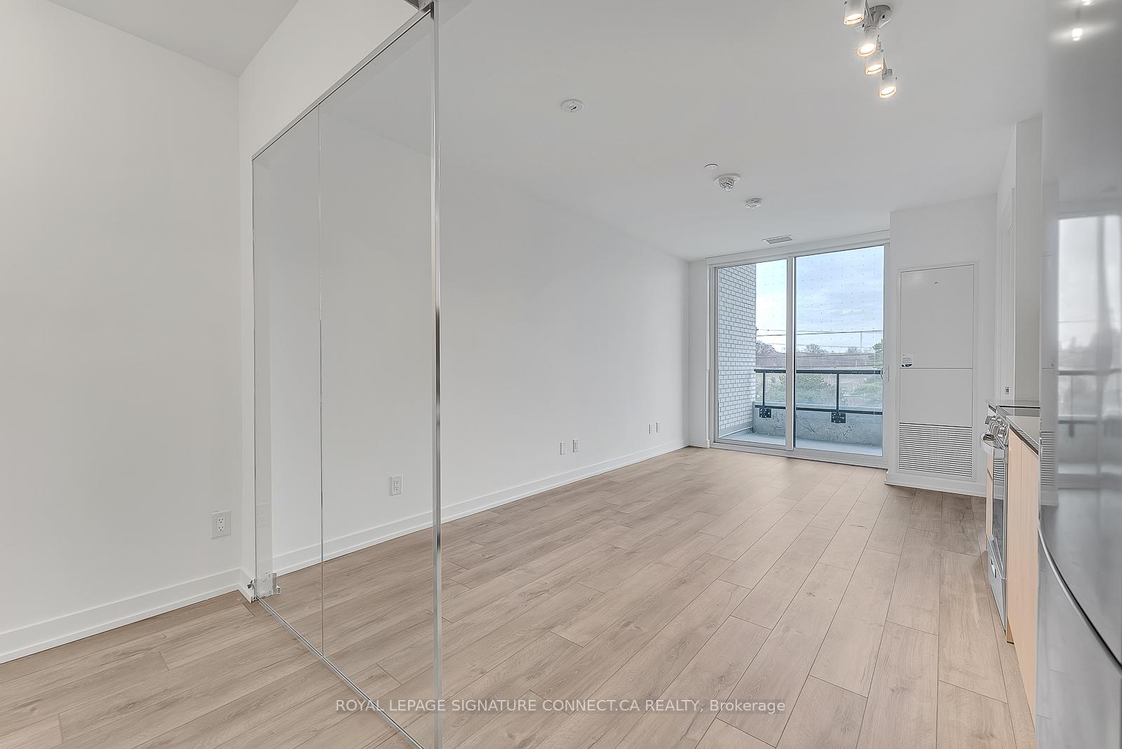 3100 Keele Street 421, Toronto W05 — photo 3 of 5