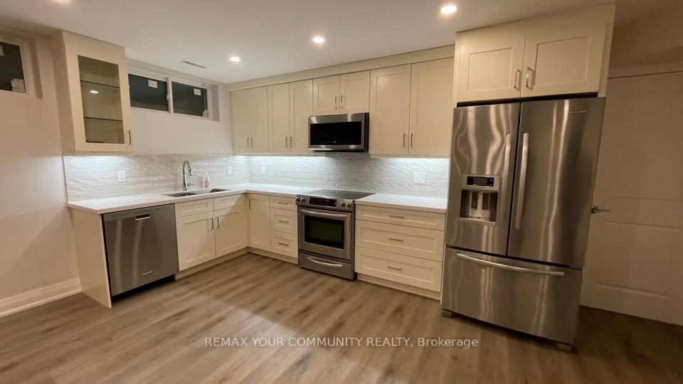 5 Raymore Drive Lower, Toronto W09, ON M9P 1W6 — Toronto W09, Ontario