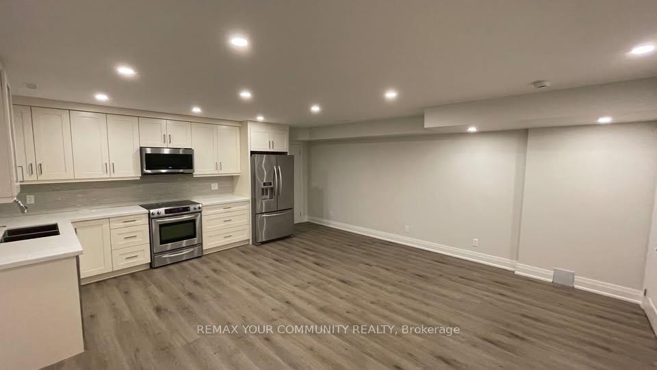 5 Raymore Drive Lower, Toronto W09 — photo 4 of 5