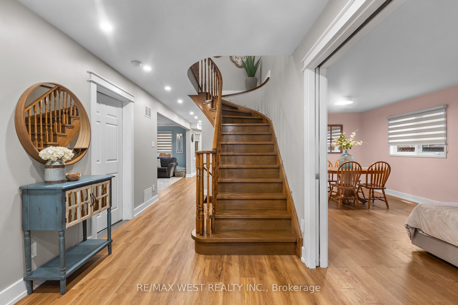 12 Berrydown Drive, Caledon — photo 5 of 5