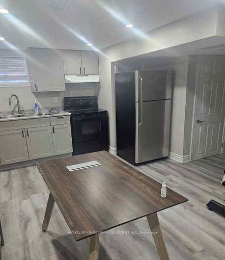14 Kirby Road, Toronto W05 — photo 2 of 5