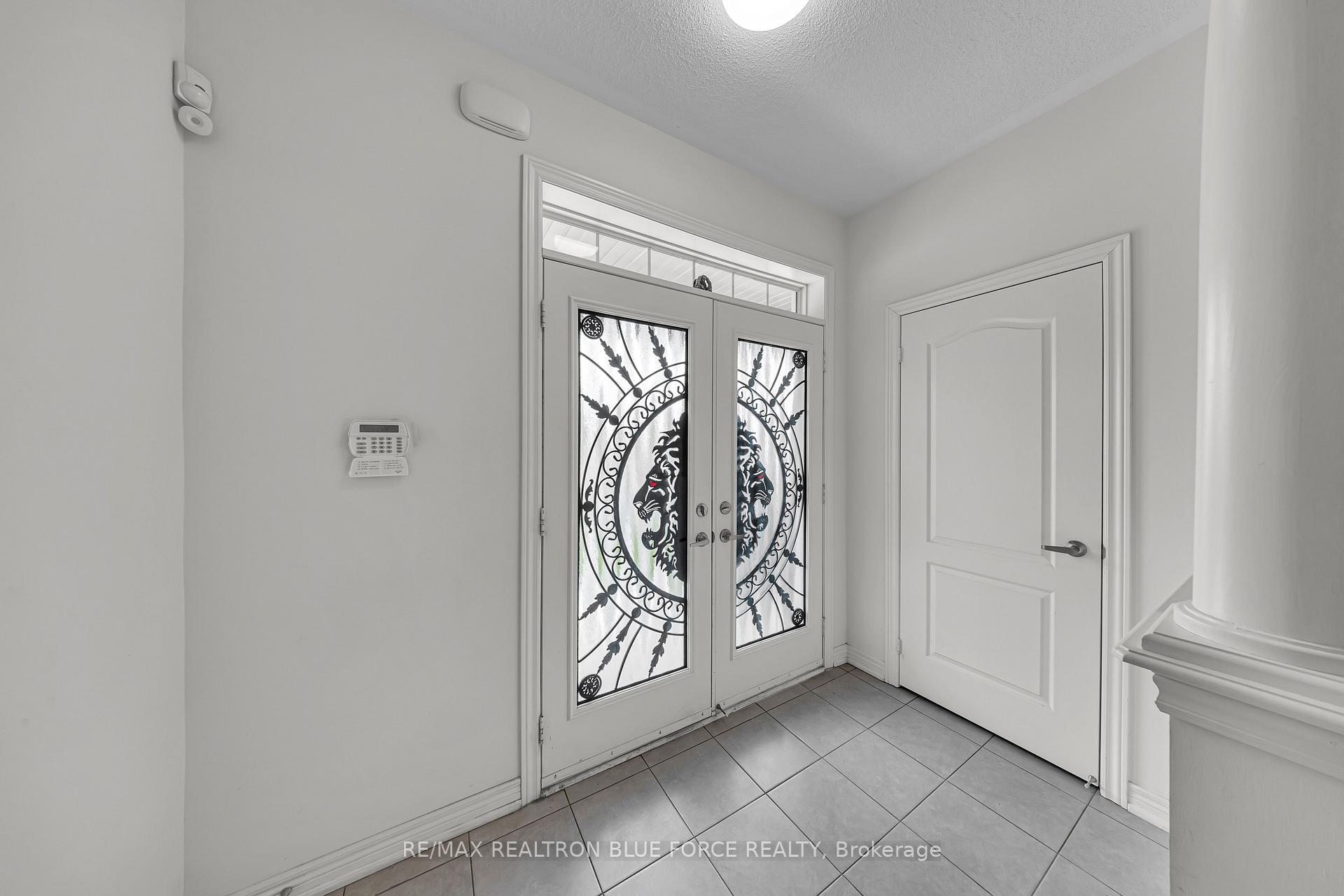 38 Pinedale Avenue, Caledon — photo 3 of 5