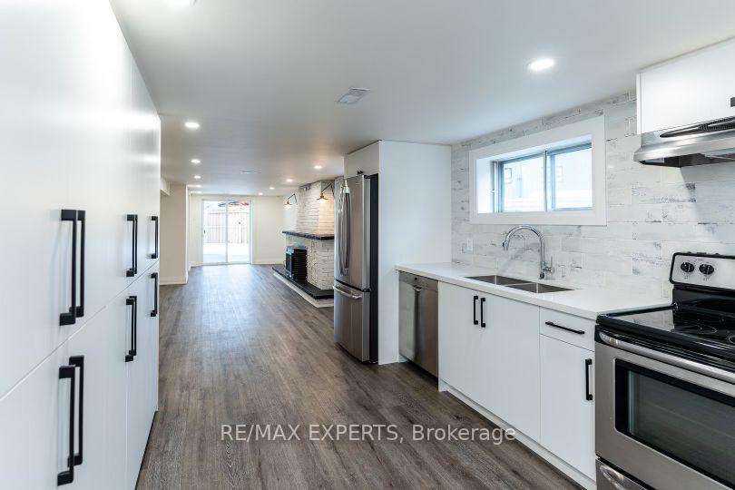 107 Cabana Drive Bsmt, Toronto W05 — photo 2 of 5
