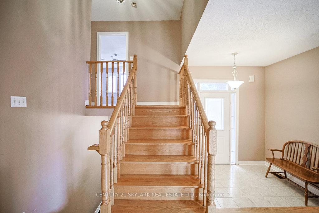 13 Paulette Way, Caledon — photo 4 of 5