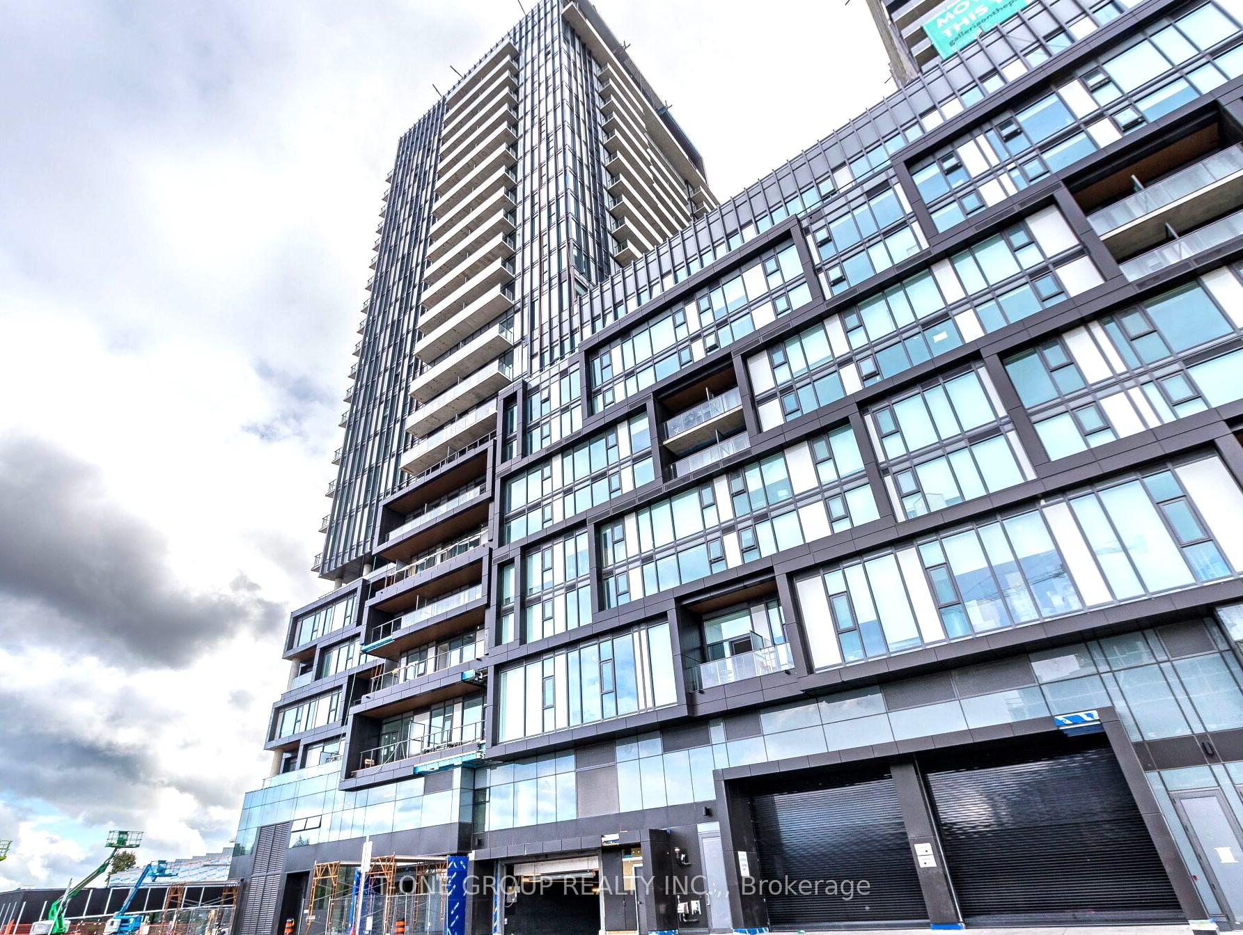 10 Graphophone Grove 1612, Toronto W02, ON M6H 0E5 — Toronto W02, Ontario