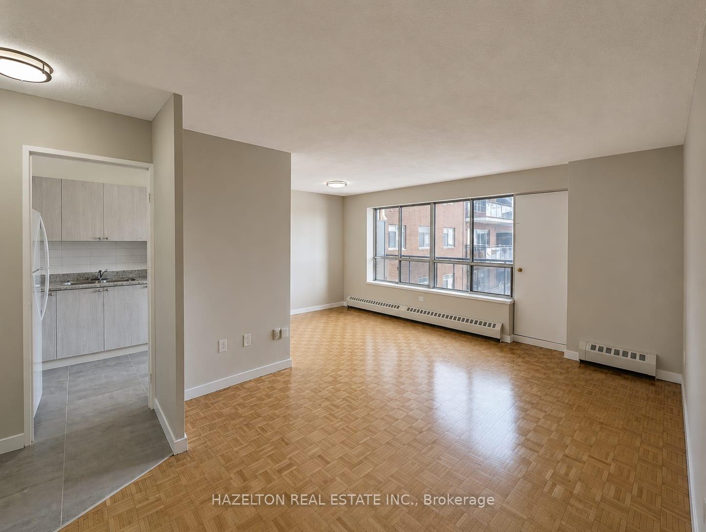 1901 Martin Grove Road 521, Toronto W10 — photo 3 of 5